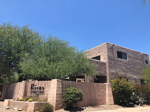 4211 N Rillito Creek Pl Photo 1