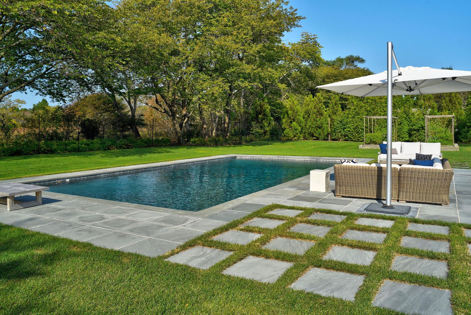  guest house heated gunite pool