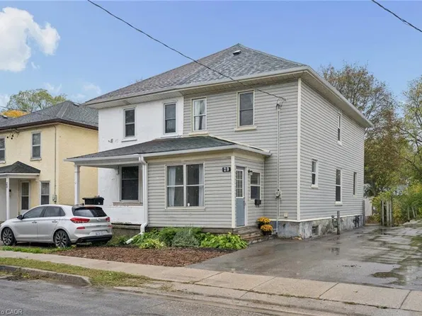 29 Victoria Ave, Cambridge, ON N1S 1X2