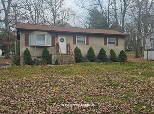 1039 Dancing Ridge Rd, East Stroudsburg, PA 18302