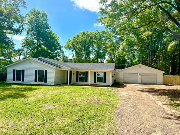 9667 Sky Vista Dr, Semmes, AL 36575