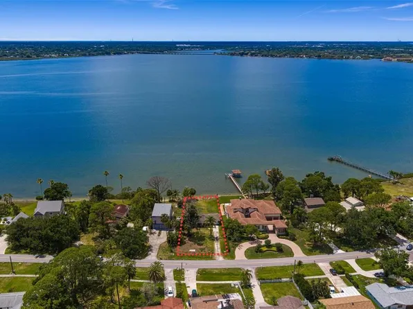 506 Shore Dr E, Oldsmar, FL 34677