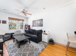 713 Metropolitan Ave APT 1R, Brooklyn, NY 11211