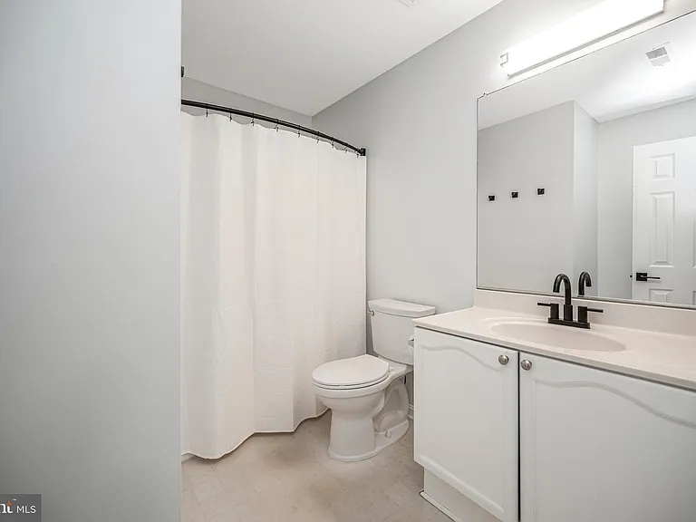 33 Saint Williams Way — Photo 34