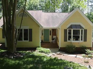 309 Westbrook Dr, Carrboro, NC 27510