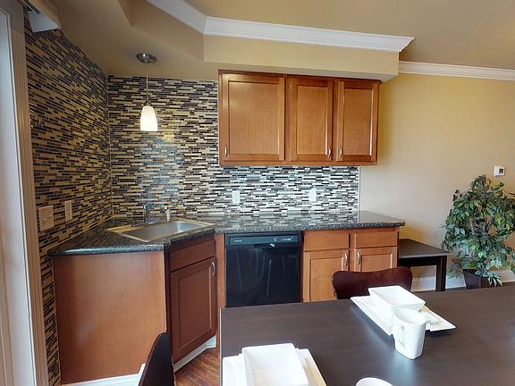 4th image of 2209 Sweet Home Rd #67