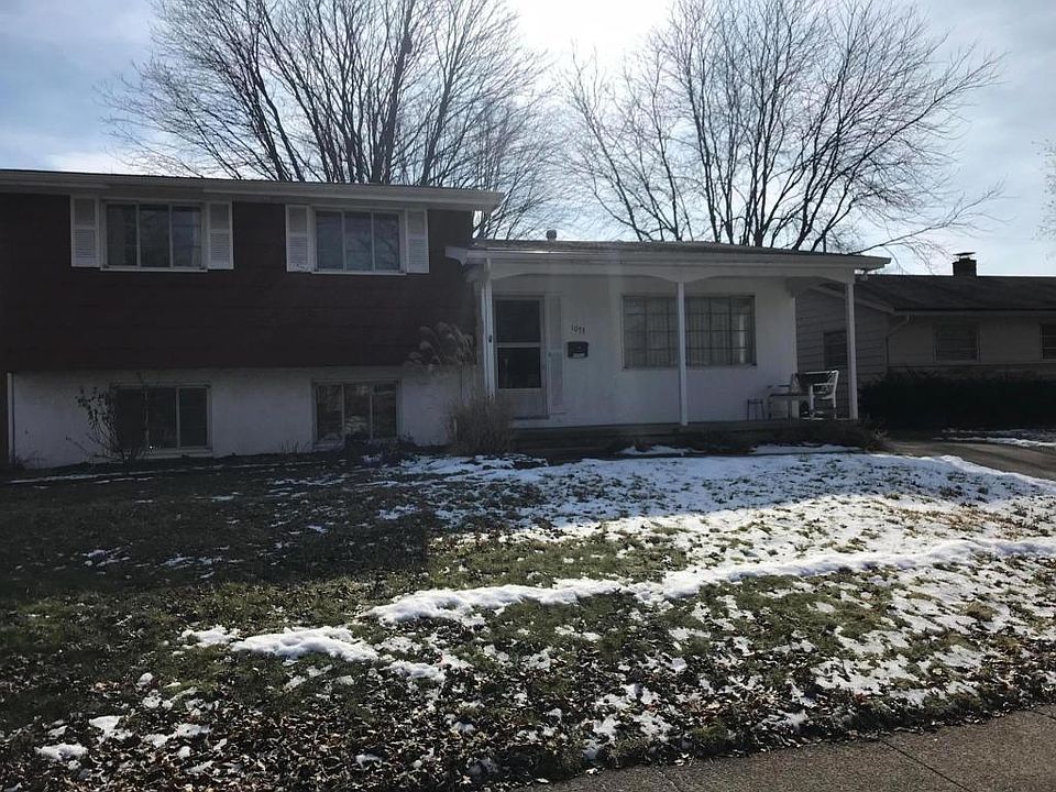1st image of 1073 Marland Dr N