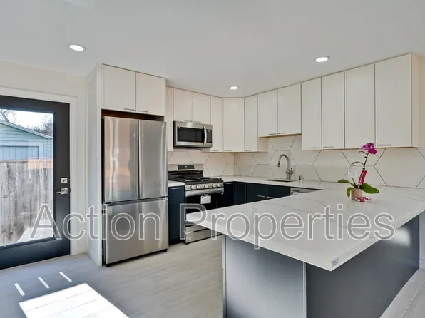 664 Ehrhorn Ave APT 3, Mountain View, CA 94041