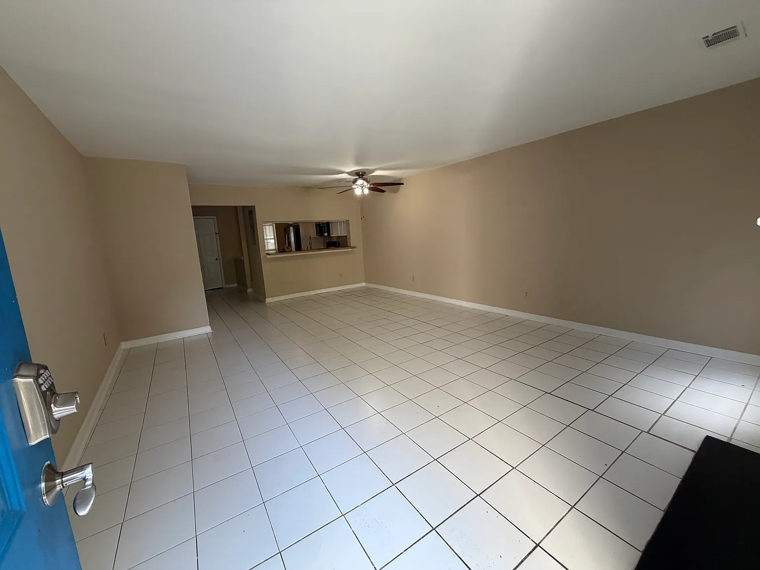 2 bed, 1184 sqft, $1,700 — Photo 2