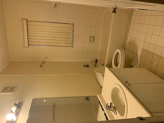 4th image of 1662 SE 27th Dr Unit 100