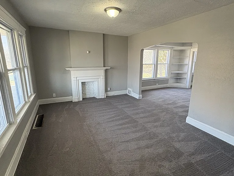 11008 Kinsman Rd — Photo 1