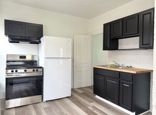 Ganson - 1701, Jackson, MI 49202