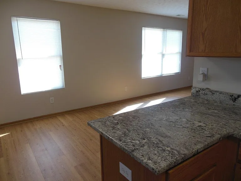 5929 Bay Harbor Dr — Photo 17