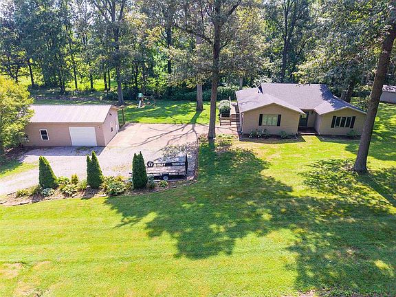 4th image of 210 Brentwood Dr