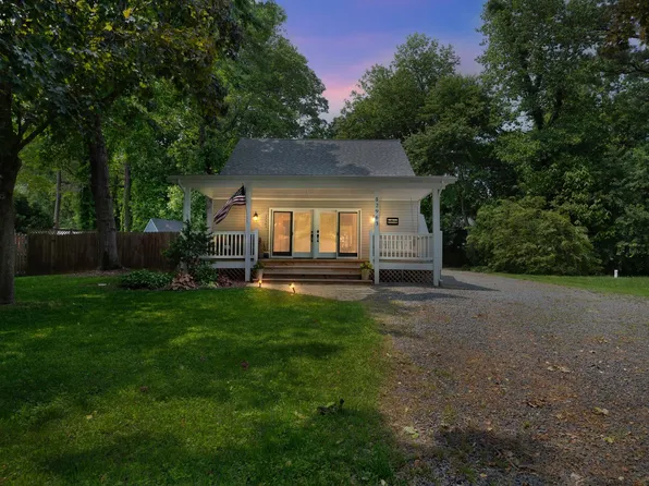 12963 Mohawk Dr, Lusby, MD 20657