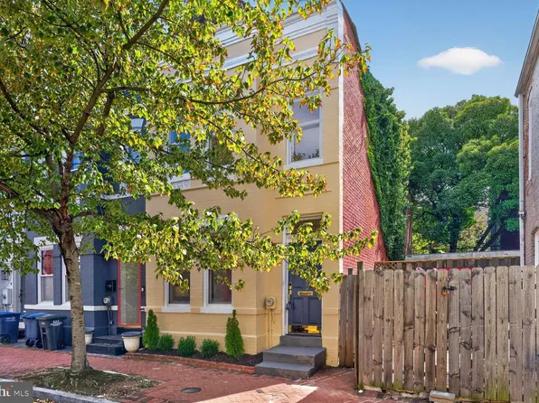 603 Acker Pl NE, Washington, DC 20002