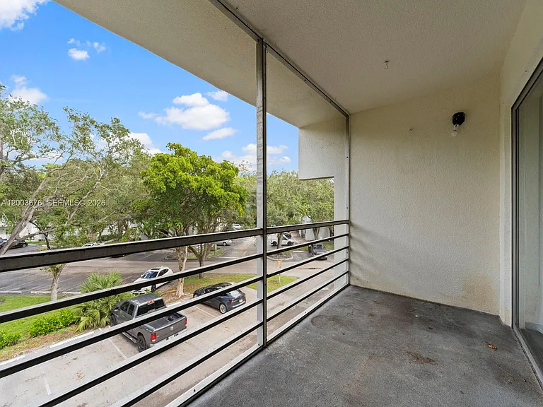 4235 N University Dr #312 — Photo 5