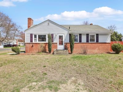 35 Dorothy Ave, Chicopee, MA, 01020