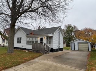 2054 Crosat St, La Salle, IL 61301