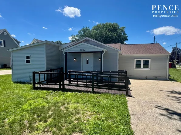 2002 King St, Tilton, IL 61833