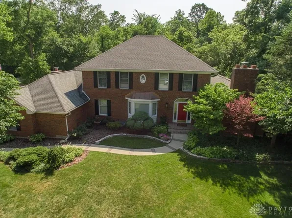 9548 Meadow Woods Ln, Dayton, OH 45458