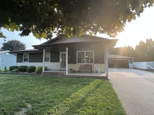 206 Municipal DRIVE, West Bend, WI 53095