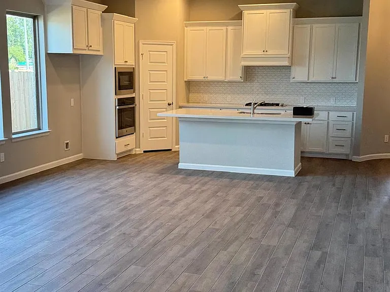 9707 Keeper Dr — Photo 8