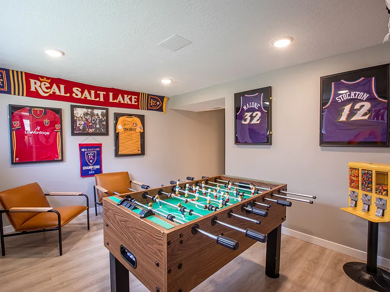 1020 E Diamond Way — Photo 36