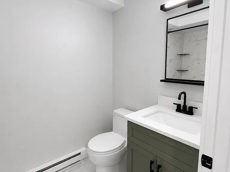 68 Philip St — Photo 3