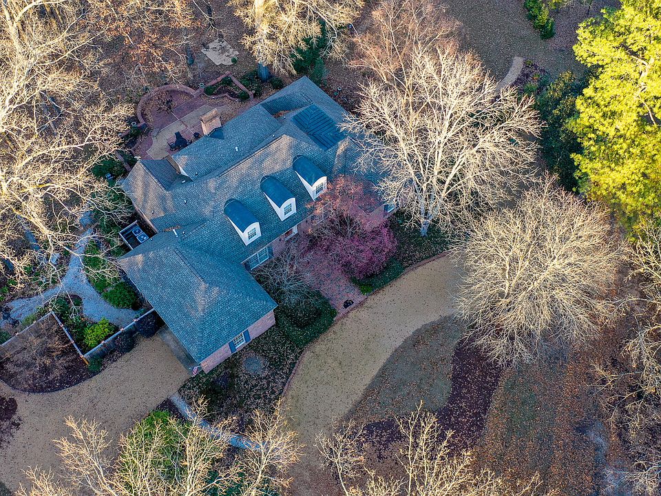1st image of 104 Tanglewood Dr