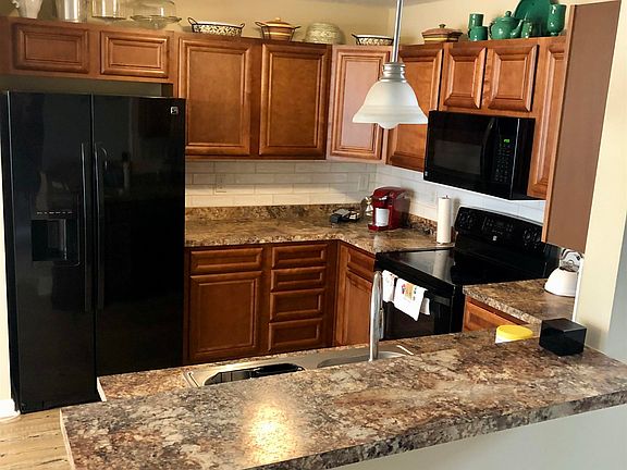 5th image of 338 Hidden Ct.