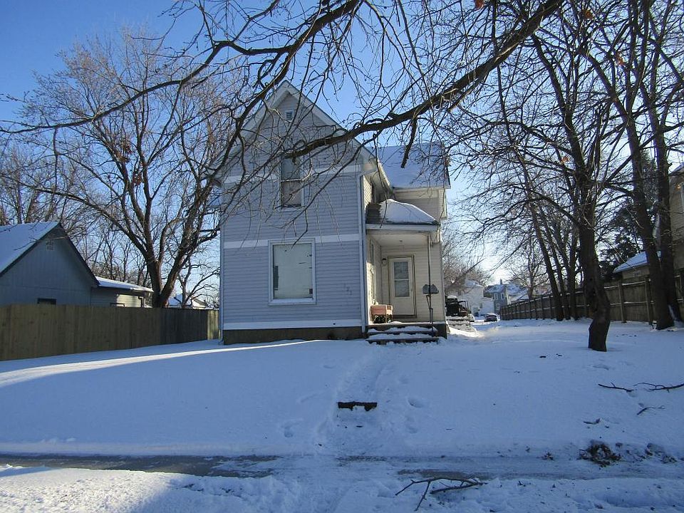 1st image of 523 N 2nd St