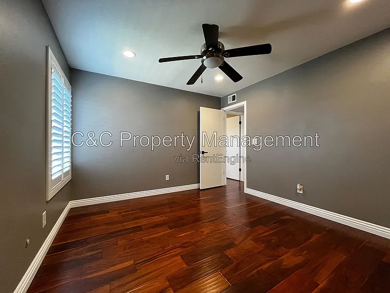 700 W La Veta Ave #A10 — Photo 5