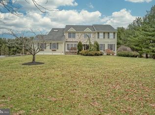 19 Hunters Ln, Southampton, NJ 08088