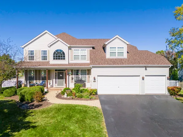 897 Flint Creek Ln, Yorkville, IL 60560