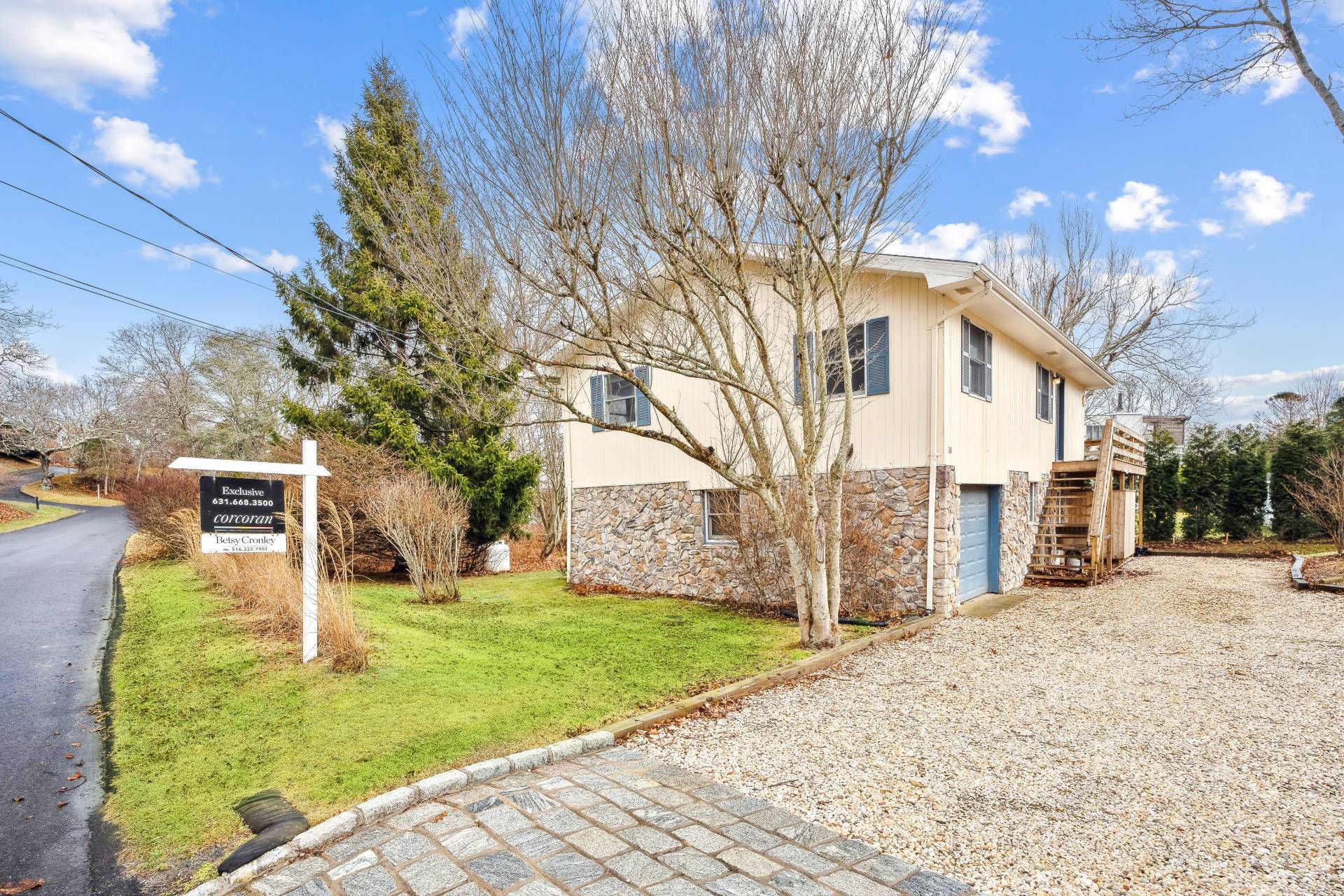 38 Taft Dr, Montauk, NY 11954 | Out East