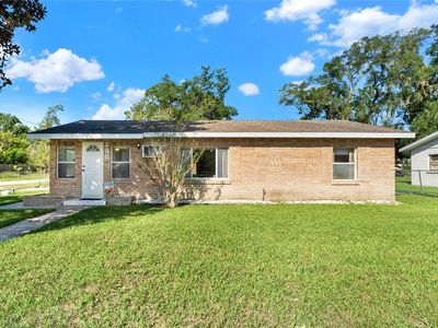 228 S Blue Lake Ave, Deland, FL, 32724