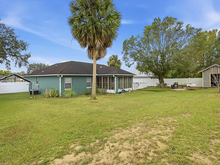 7770 SW 63rd Avenue Rd — Photo 4