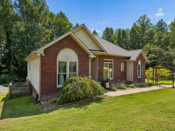 183 Hickory Hollow Dr, Dickson, TN 37055