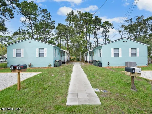 93 Lewis St, Atlantic Beach, FL 32233