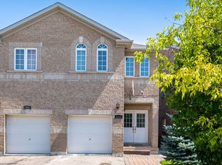 443 Comiskey Cres, Mississauga, ON L5W 0C7