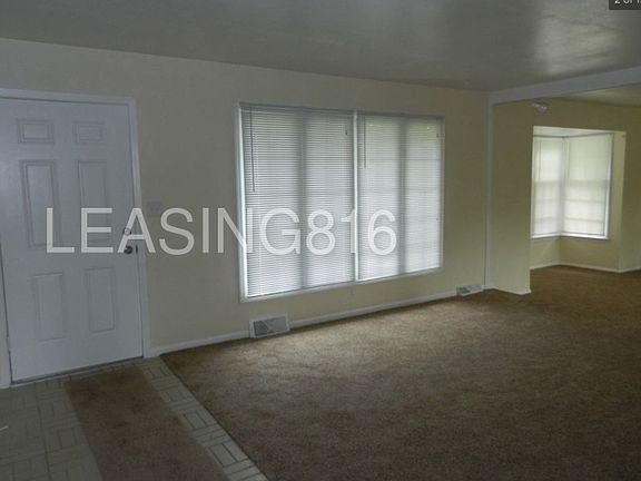 2nd image of 715 W Brown St