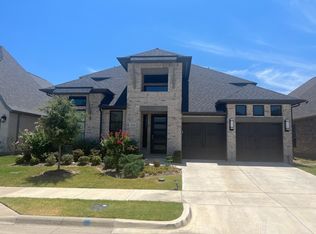 2414 Amesbury Dr, Midlothian, TX 76065