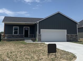 1335 S Rocky Creek Rd, Wichita, KS 67230