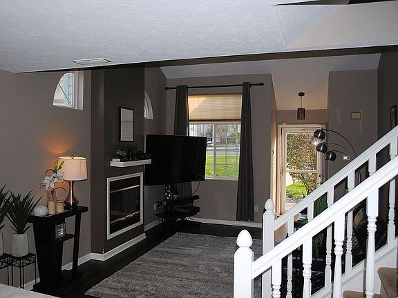 3rd image of 6562 Prestwick Ct #25