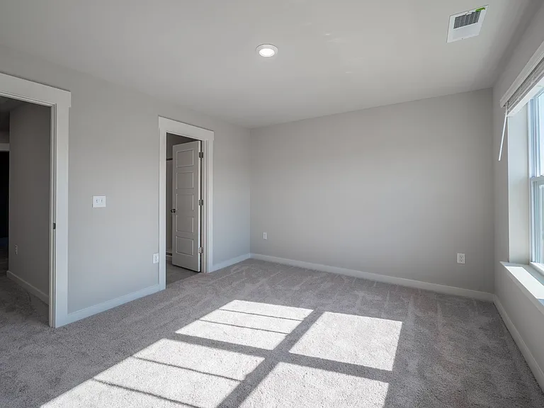 4213 Gandalf Ln — Photo 10