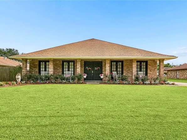 112 Langridge Dr, Belle Chasse, LA 70037