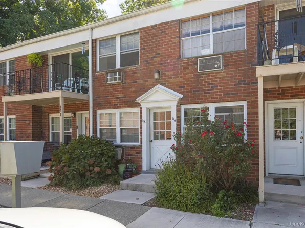 4 Colonial Road #118, Beacon, NY 12508