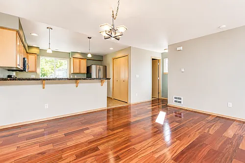 5622 Fauntleroy Way SW #B Photo 1