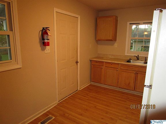 5th image of 2205 Fitchard Ave NW